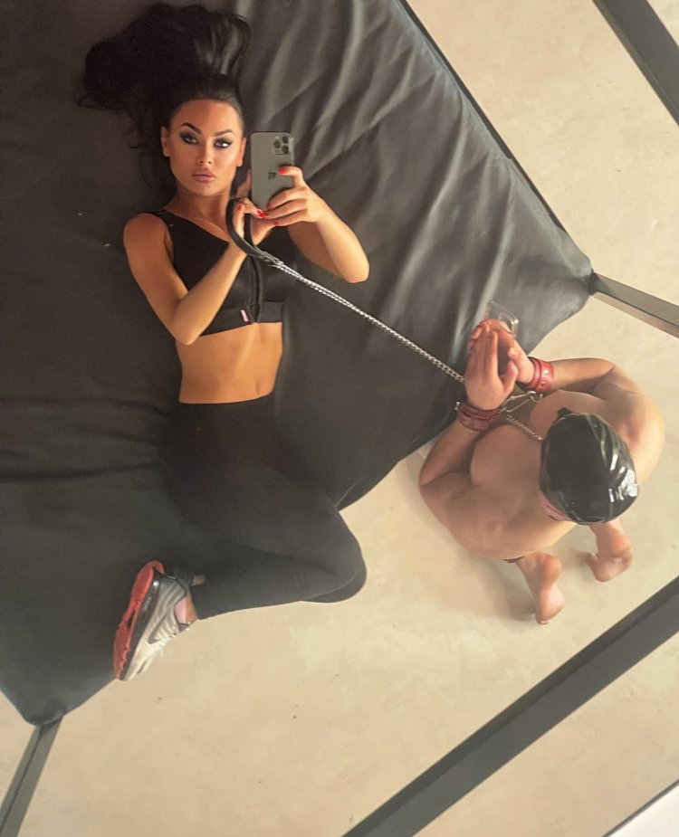 Evil Wumen with a girl