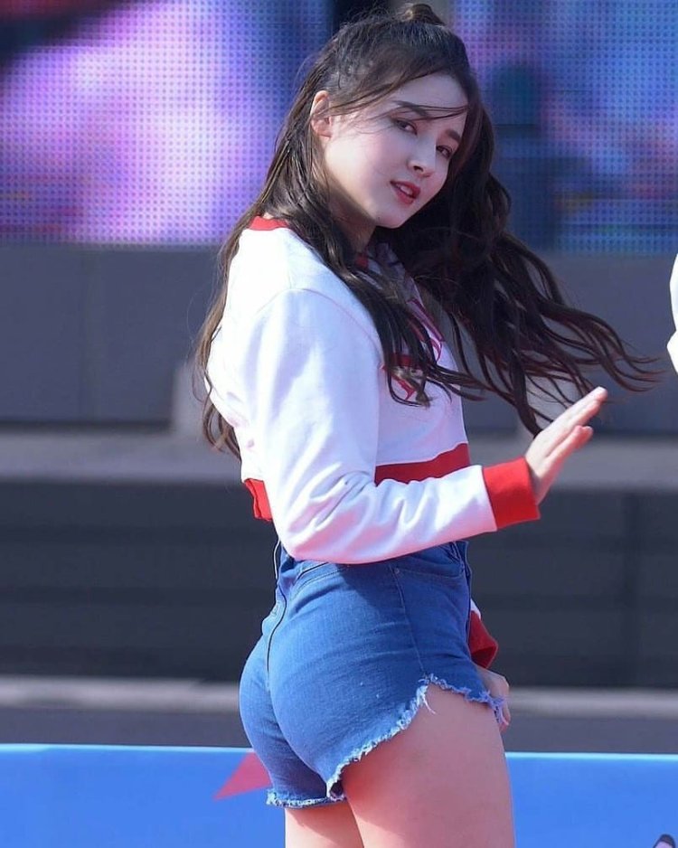 Nancy Momoland in shorts