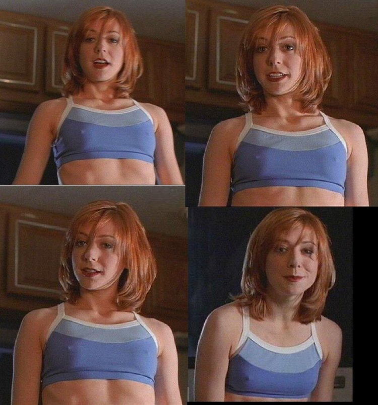 Alison Hannigan in underwear