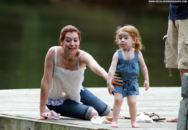 Alison Hannigan boys and girls