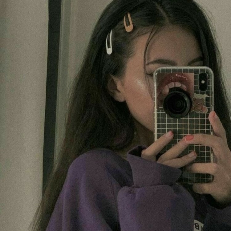 Sonya Honey from YouTube