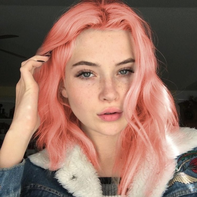 Olivia Seij Tullis Instagram