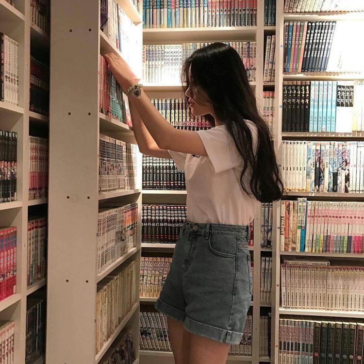 Girl in a bookstore