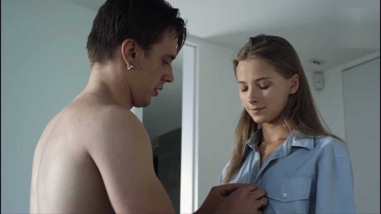 Violet Summers Topless