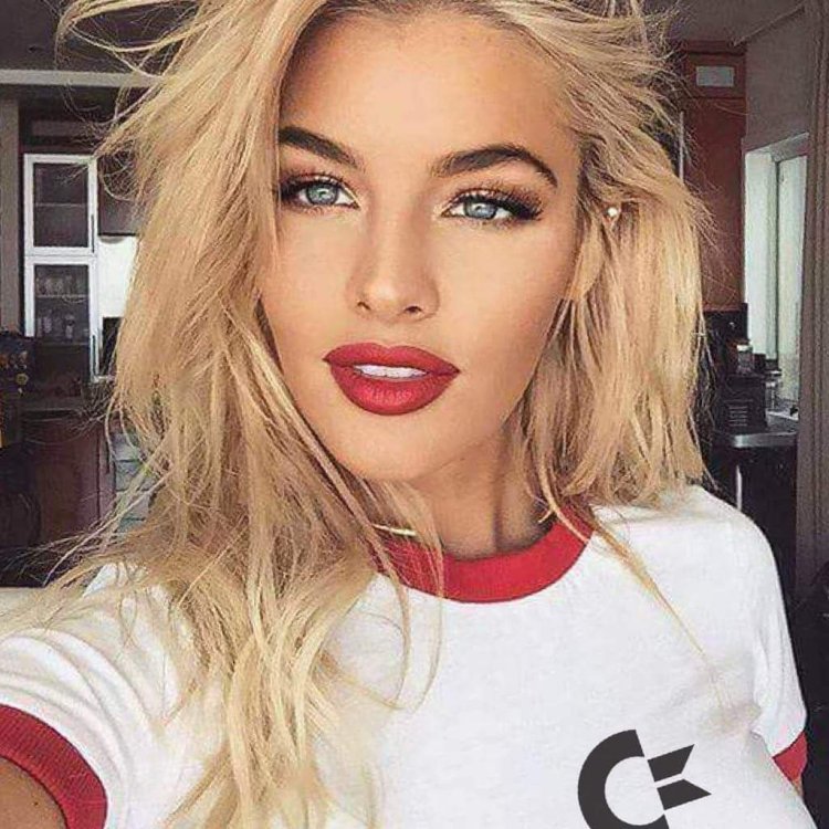 Jean Watts with red lipstick