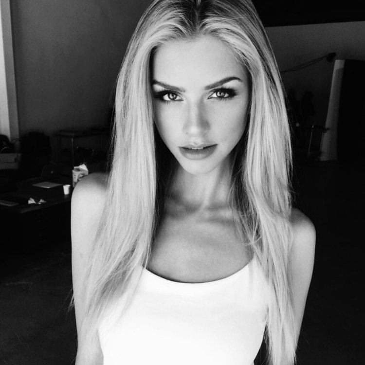 Marina Laswick without makeup