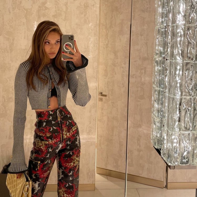 Beautiful girls 2022