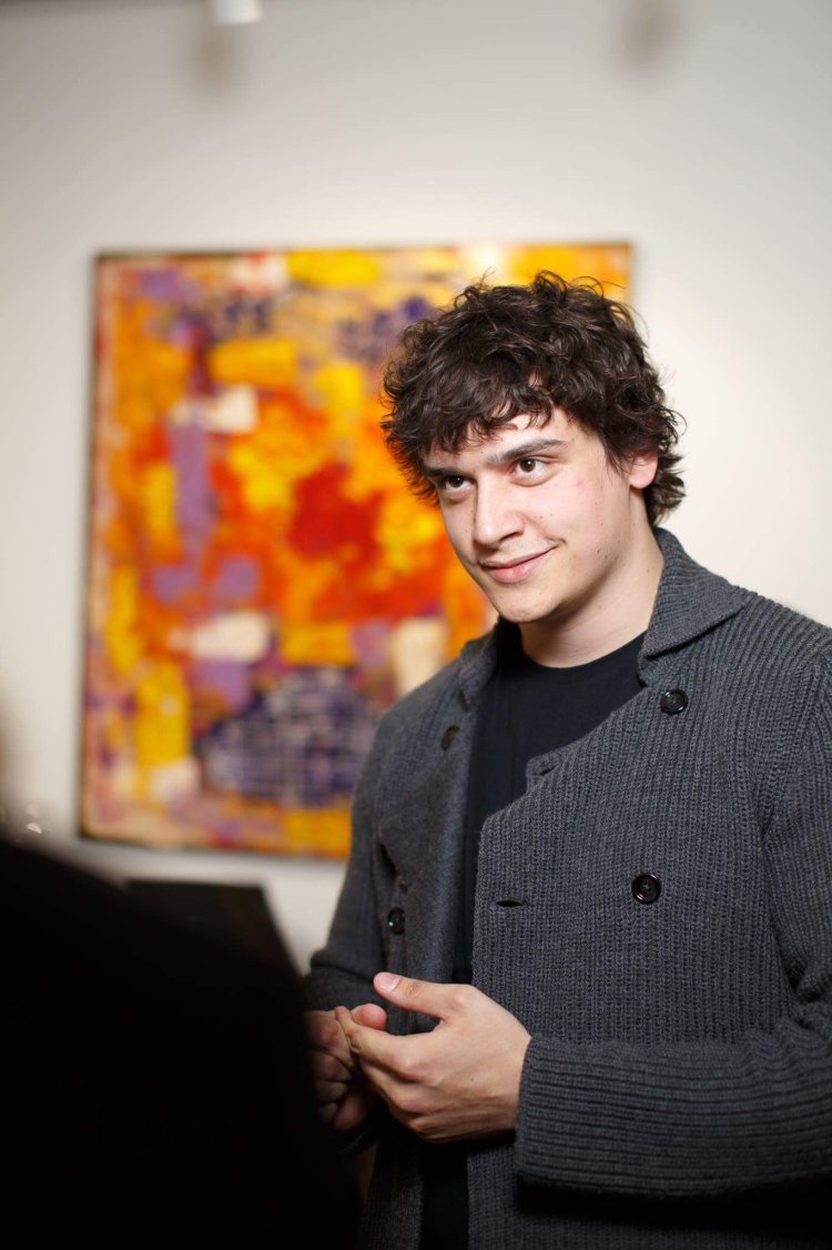 Daria Semenova is running