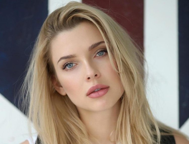 Svetlana Stepankovskaya mobile blondes