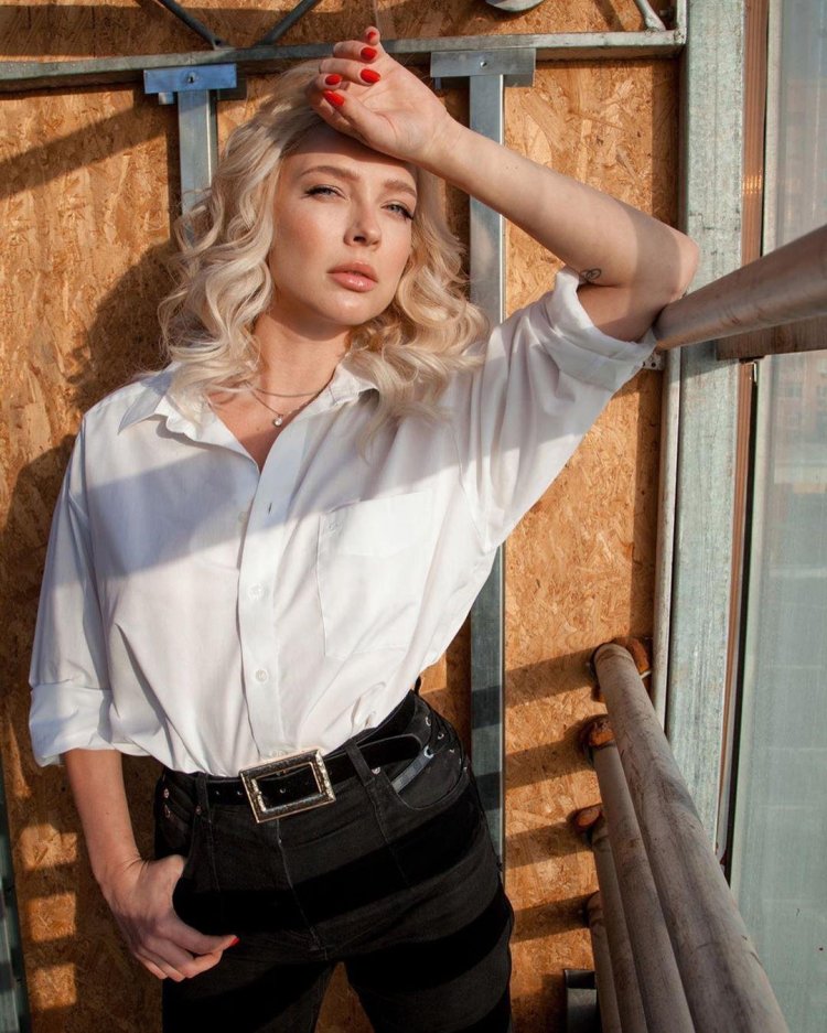 Svetlana Stepankovskaya legs