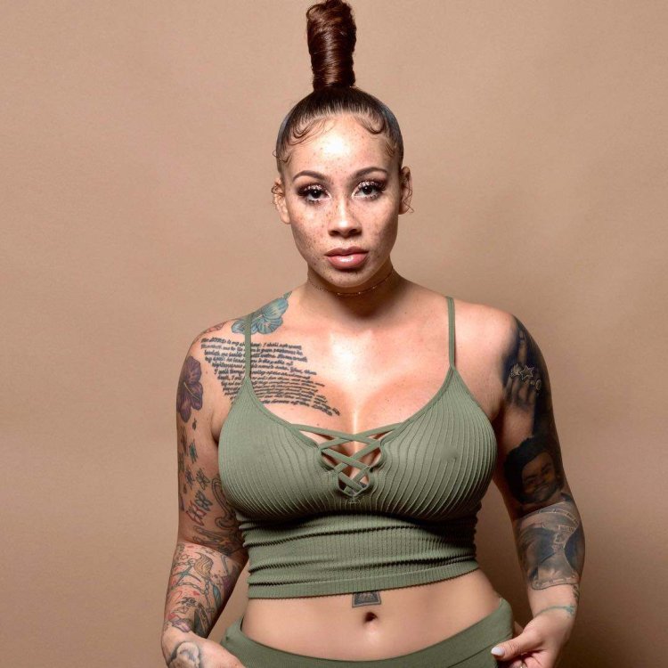 Gina Savaza Booty Tatto