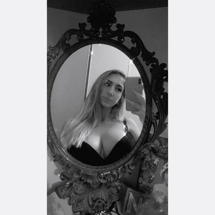 Andreea Maresof Leak