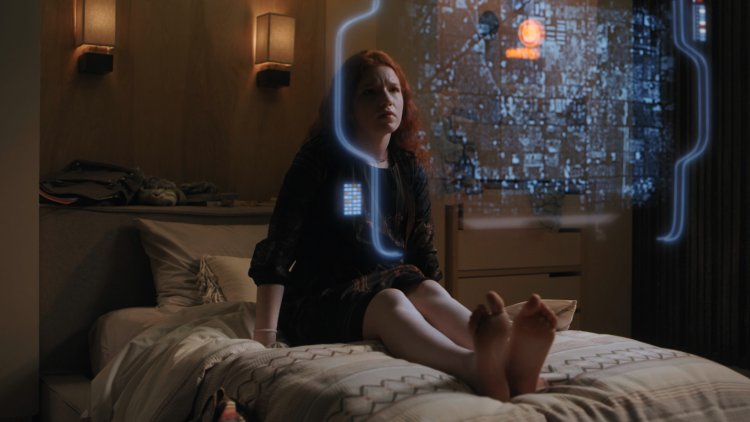 Annalis Basso through the snow