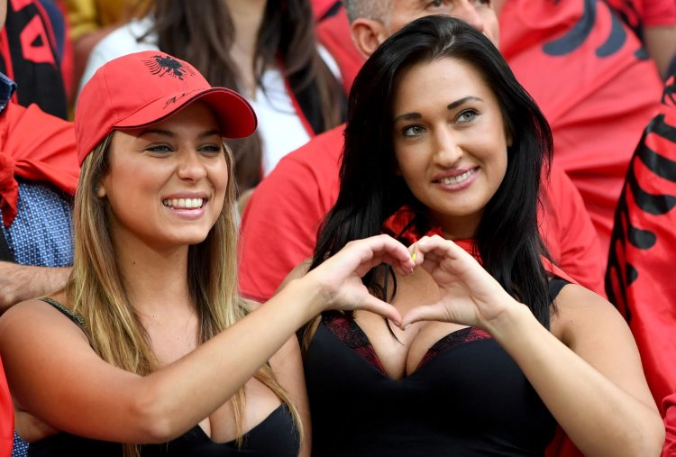 Albania fans on the euro 2016