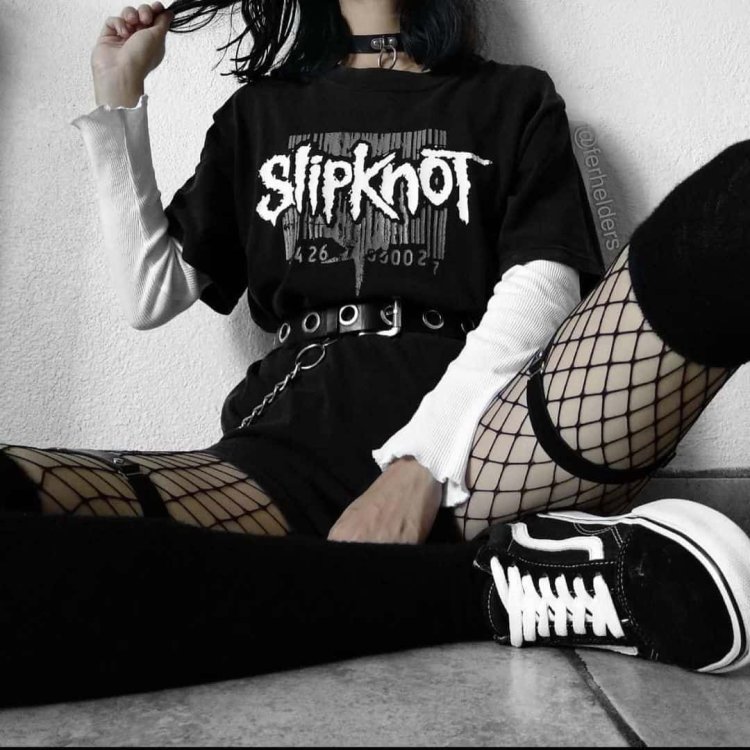 Goth Outfit Grande Gerl