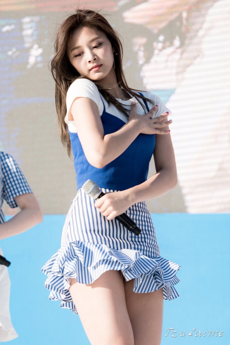 Nancy Momoland in shorts