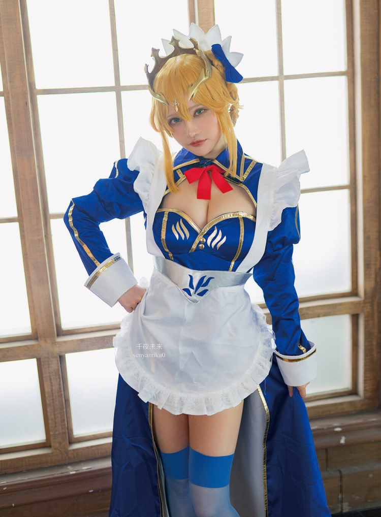 SENYAMIKU COSPLAY MAKIMA