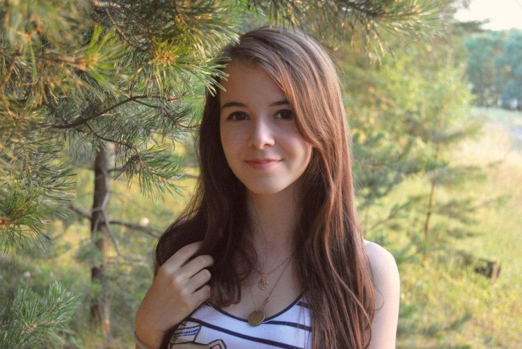 Kira Voronova Streammer