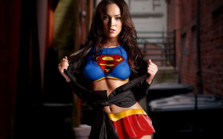 Megan Fox Supers