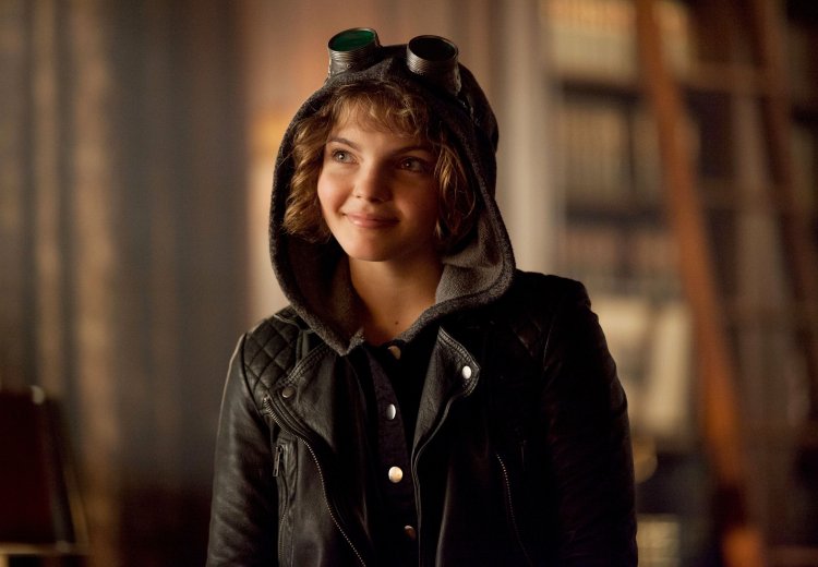 Kamren Bikondova Gotham season 1