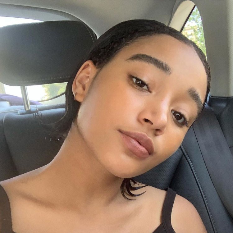 Amandla Stanberg Selfie