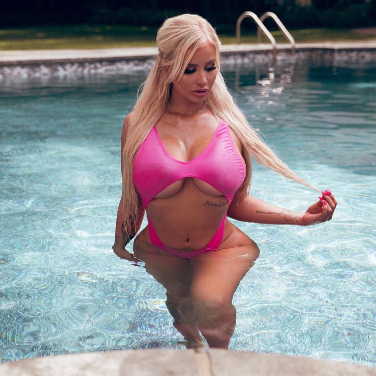 Model Kailynn Ashleigh