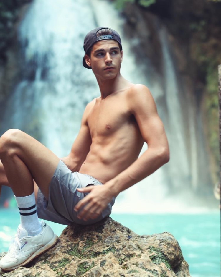 Francisco Lachovsky blond