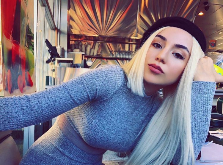 Ava Max singer