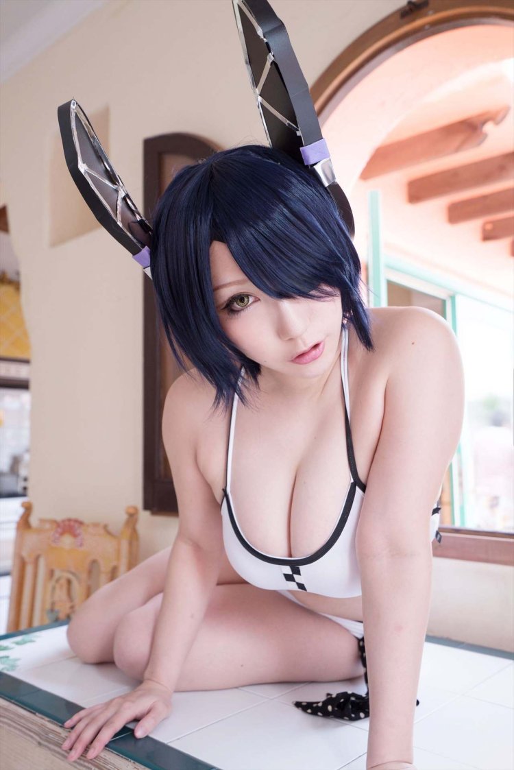 Beautiful naked cosplayers