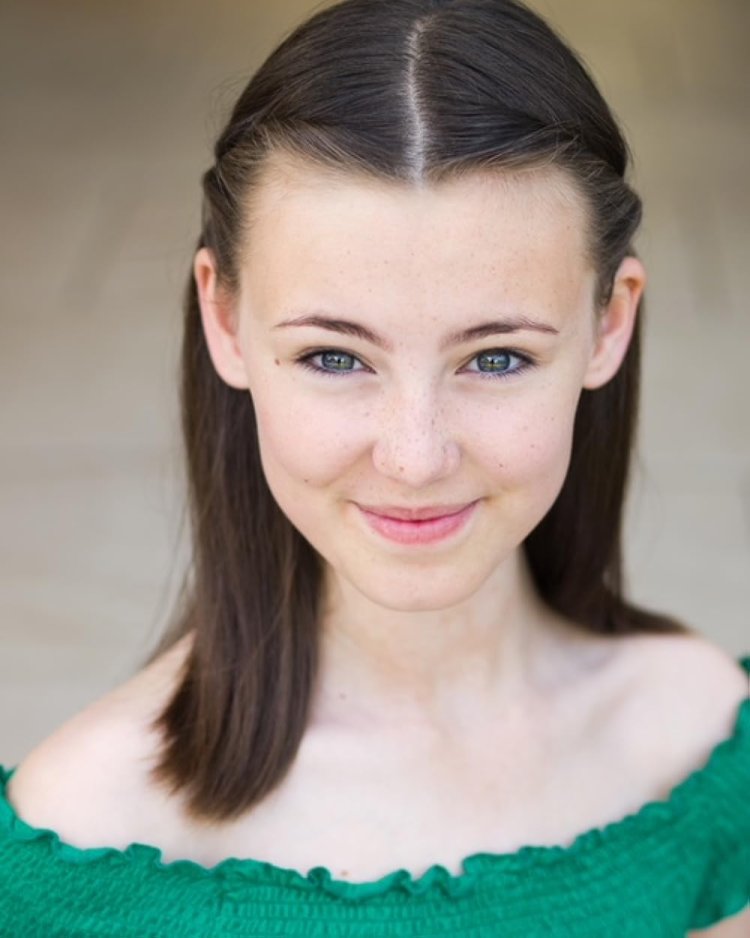 Amelia Crouch Amelia Crouch