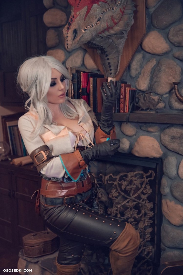 Jessica Nigri Ciri