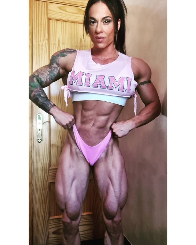 Laura Pintado Bodybuilding