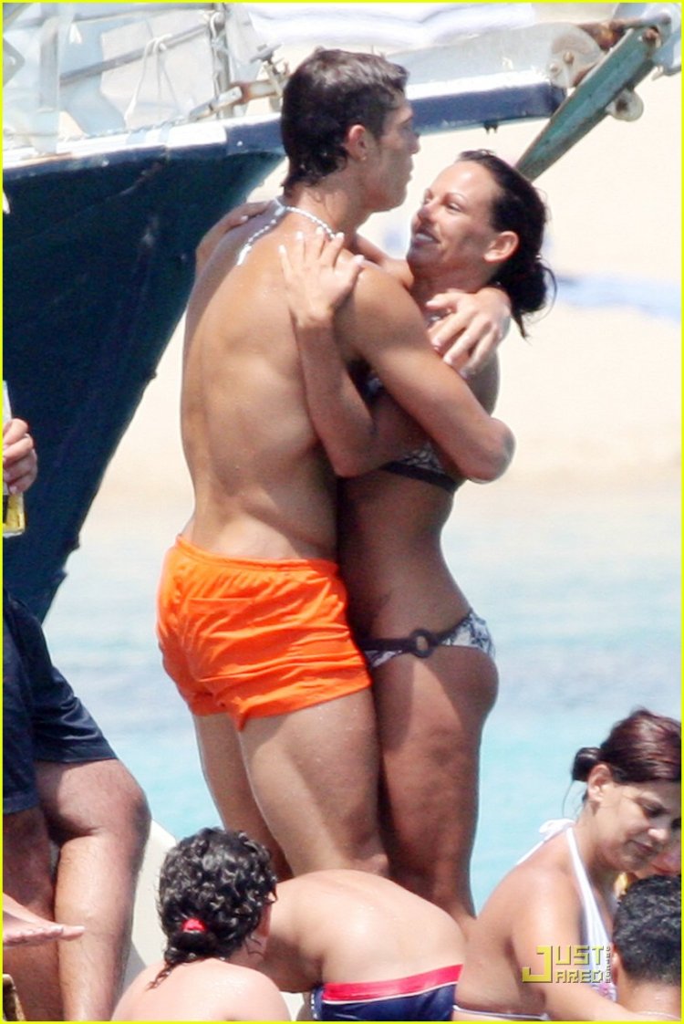 Cristiano Ronaldo Khotini