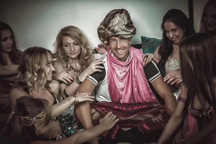 Alexander Kirillov Alex Leslie