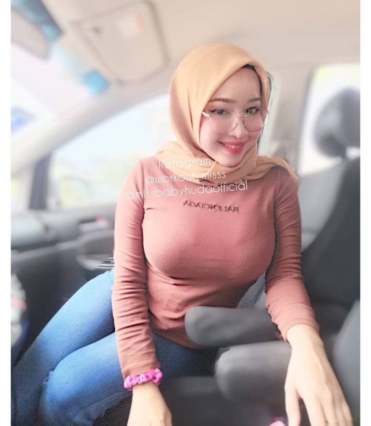 Hijab No Bra