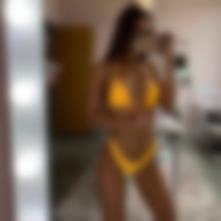 Nicky gile selfie drain