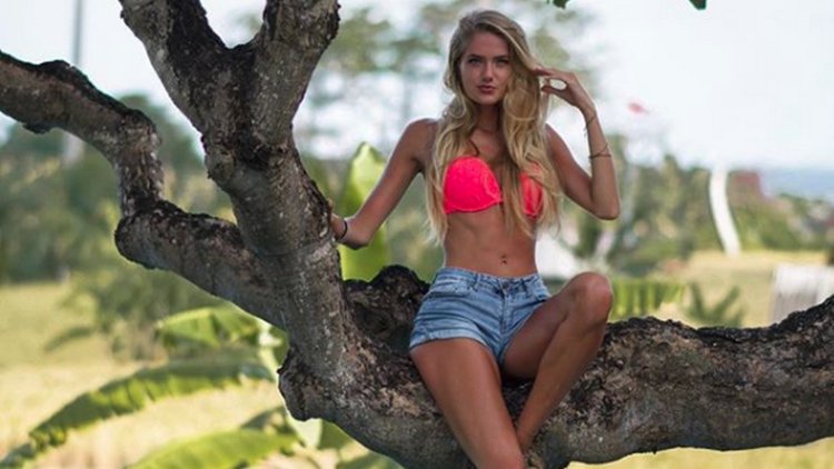 Julia Parshuta is beautiful