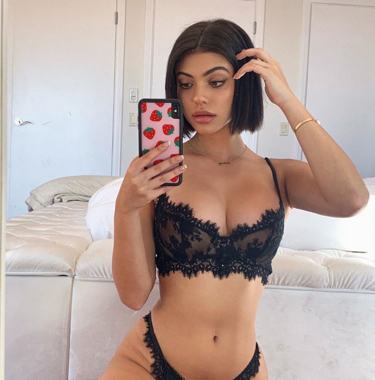 Kelsey Calemine plum