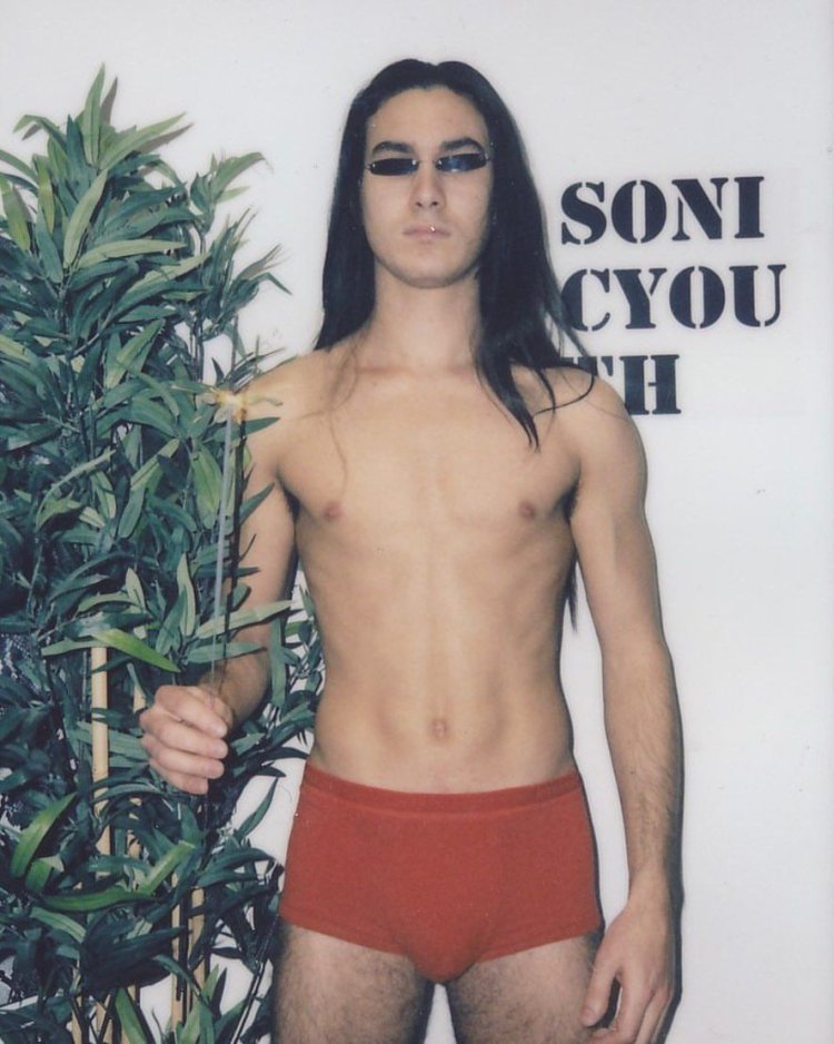 Maneskin group Ethan