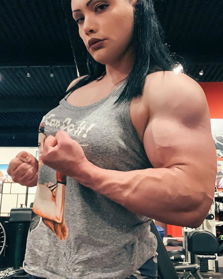 Natalya Kovaleva bodybuilding