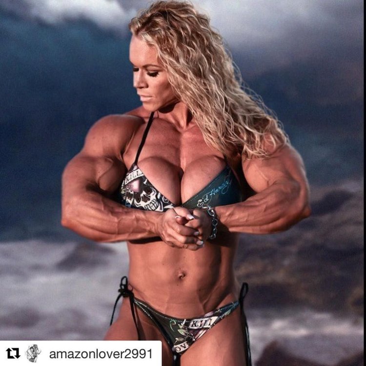 Bodybuilder Natalya Batova