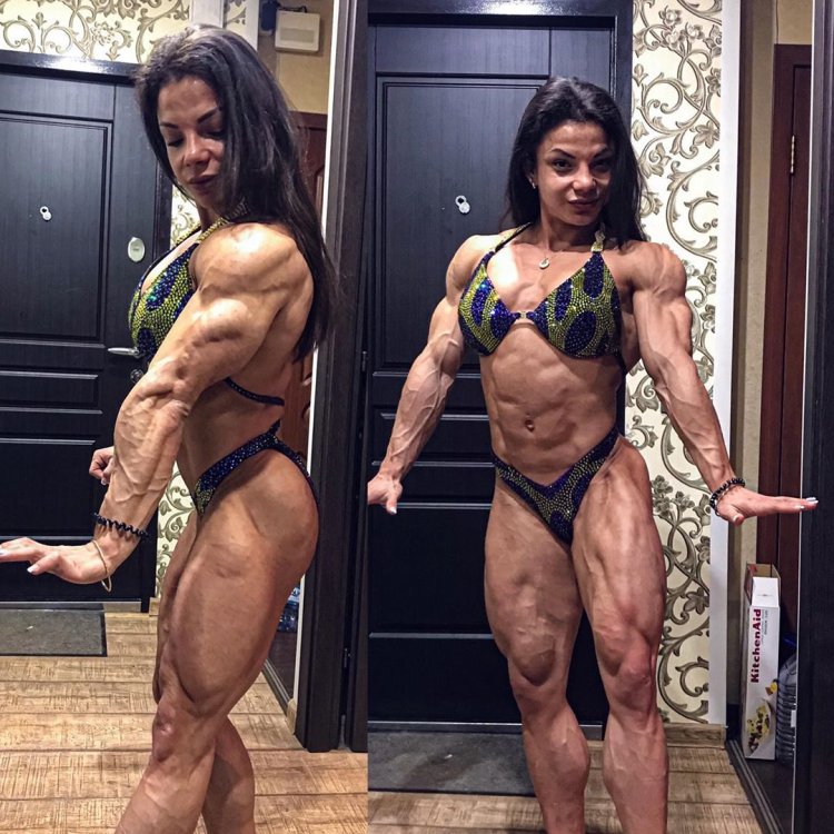 Anastasia Leonova bodybuilding