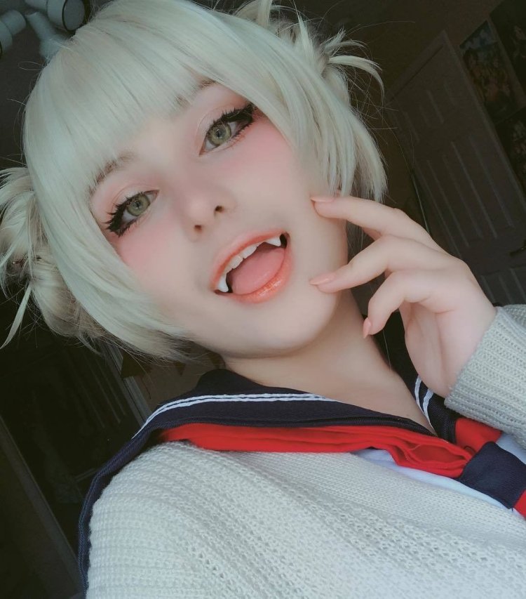 Toga Himiko Ahegao Cosplay