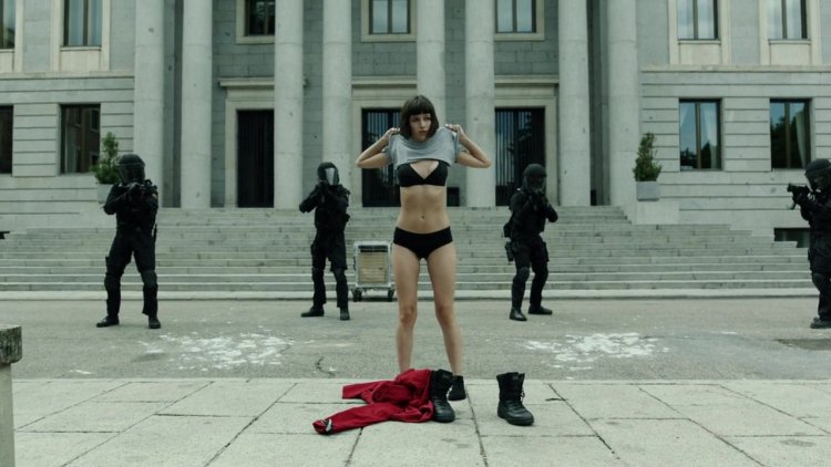 Ursula Corbero in the series Paper House