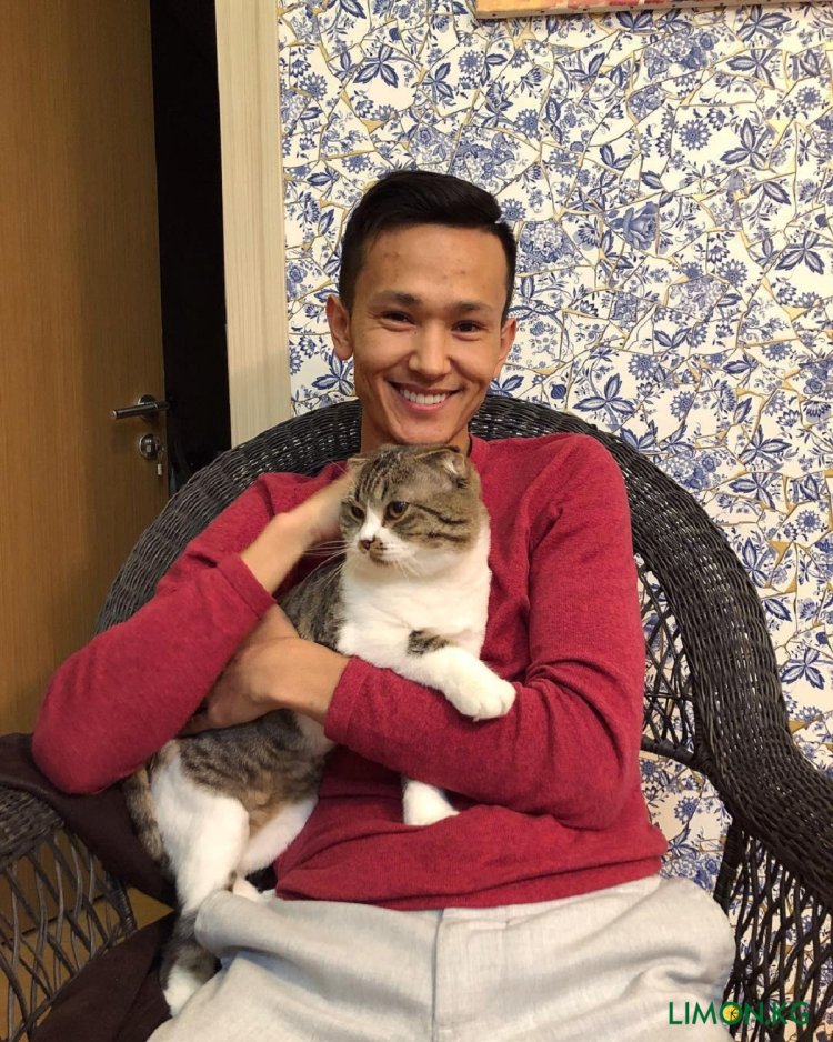 Daniel Azhiev webcam