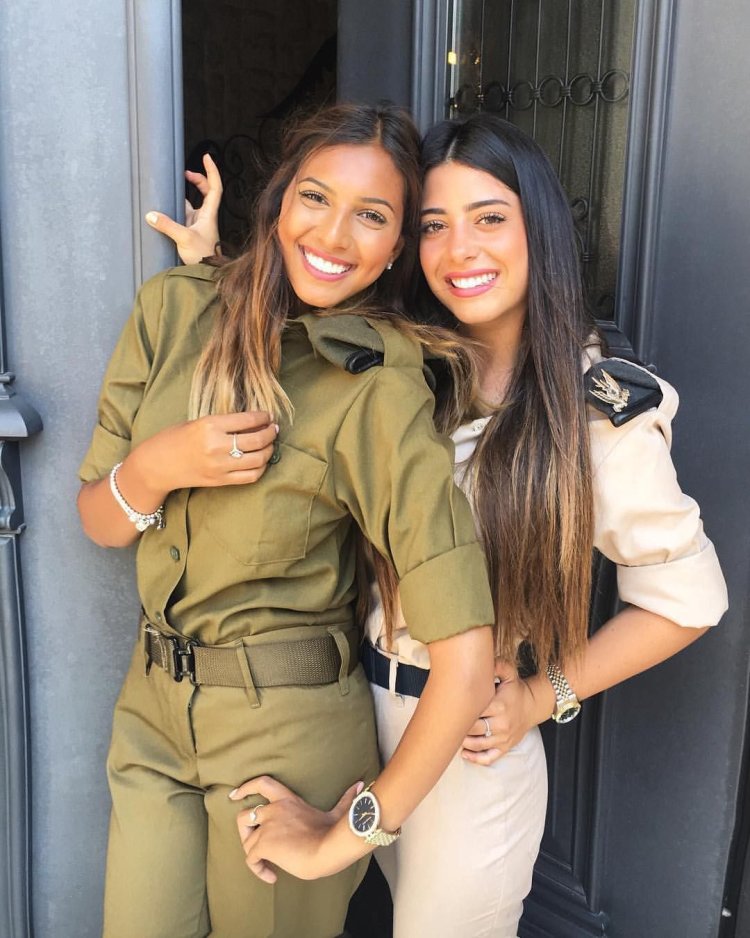 Twins in the Israeli army