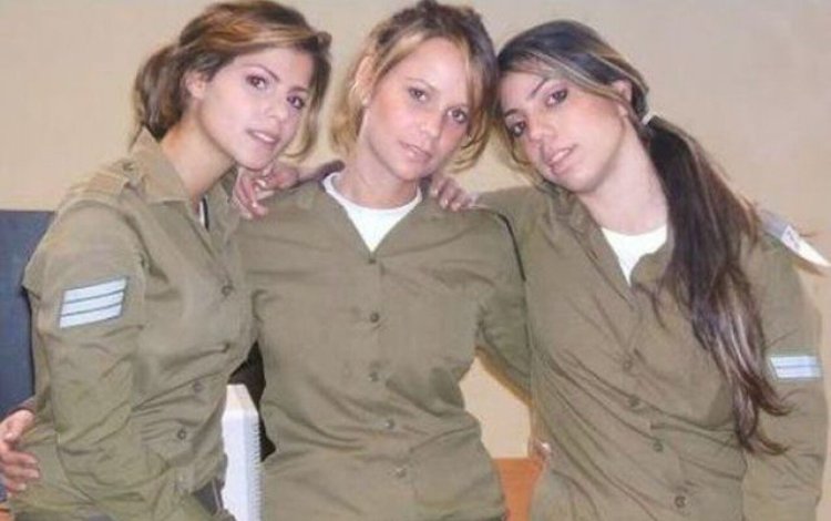 Israeli women in the army are terrible