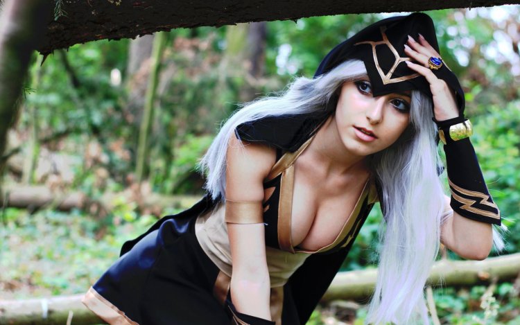League of Legends Cosplay