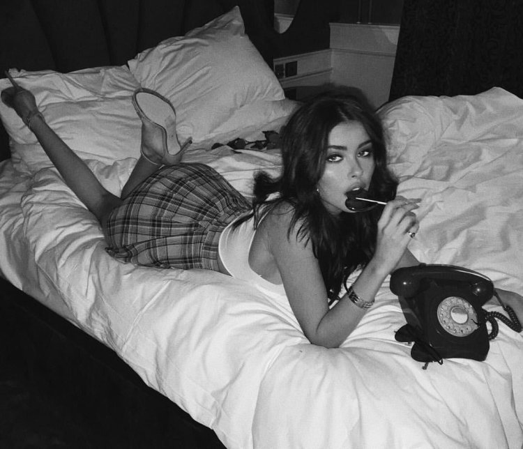 Madison Beer in bed