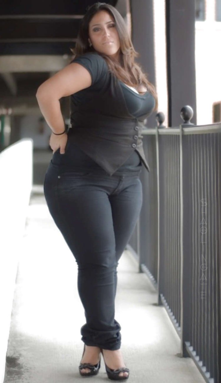 Pamela Medina plus size